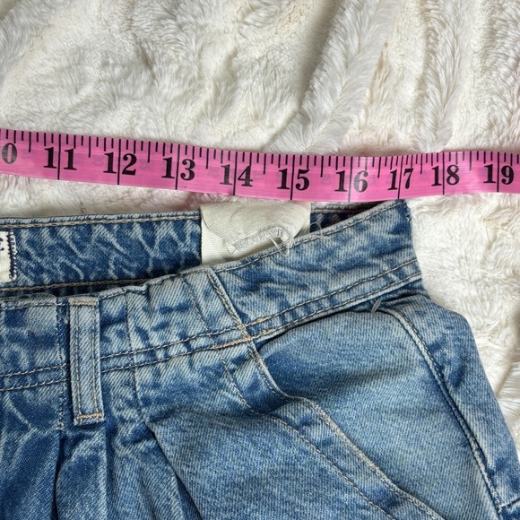 Free People
Equinox Cotton Wide Leg Jeans in Open Sky - Picture 8 of 13